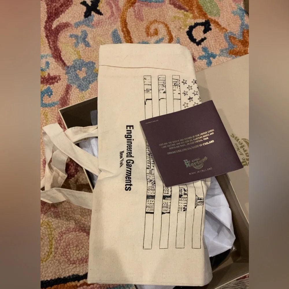 Dr.Martens Velcro Strap Shoe 8 - Picture 4 of 9